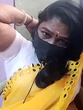 Snapshot of Tamil_Azhaghi25 chatting on January 2026 05:54:02 AM Tamil Azhaghi25 online show from January 2026 05:54:02 AM