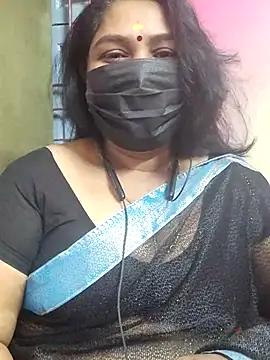 Snapshot of Tamil_Azhaghi25 chatting on January 2026 10:52:01 PM Tamil Azhaghi25 online show from January 2026 10:52:01 PM