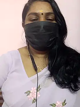 Snapshot of Tamil_Azhaghi25 chatting on February 2026 06:00:02 PM Tamil Azhaghi25 online show from February 2026 06:00:02 PM