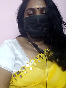 Snapshot of Tamil_Azhaghi25 chatting on February 2026 07:06:02 PM Tamil Azhaghi25 online show from February 2026 07:06:02 PM