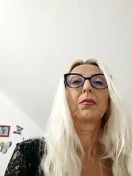 Snapshot of _sexyBLONDE46_ chatting on October 2025 07:23:02 PM sexyBLONDE46 online show from October 2025 07:23:02 PM