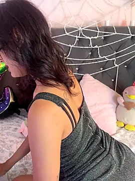 Im Lyan online show from October 2025 04:14:02 PM