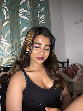 STRIP GLOW online show from February 2026 07:48:01 PM