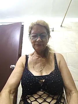 MaryLunne online show from September 2025 11:54:01 PM