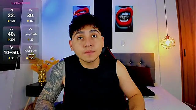 Nicolas James Sc online show from October 2025 01:40:02 PM