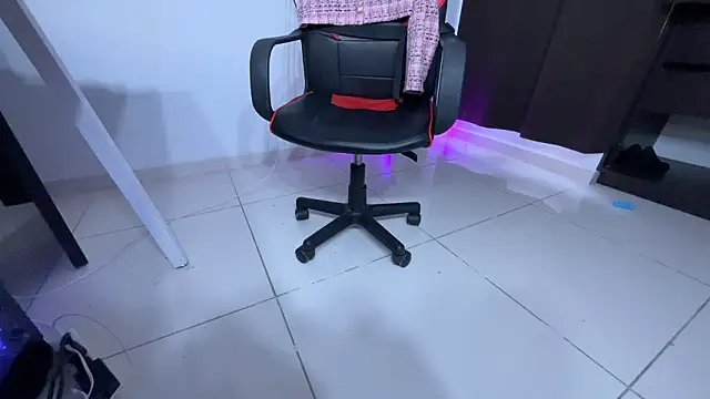 regina mills milk online show from January 2026 11:37:01 AM