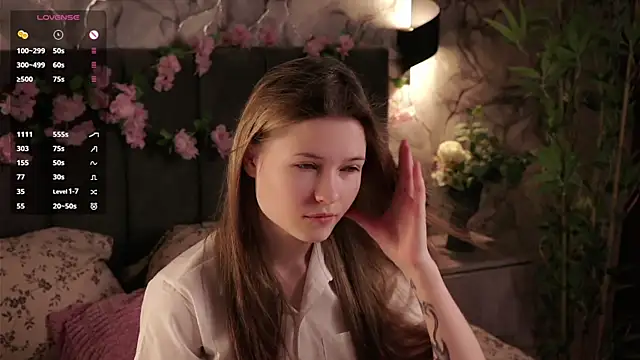 LynHillaire online show from June 2026 12:19:01 PM