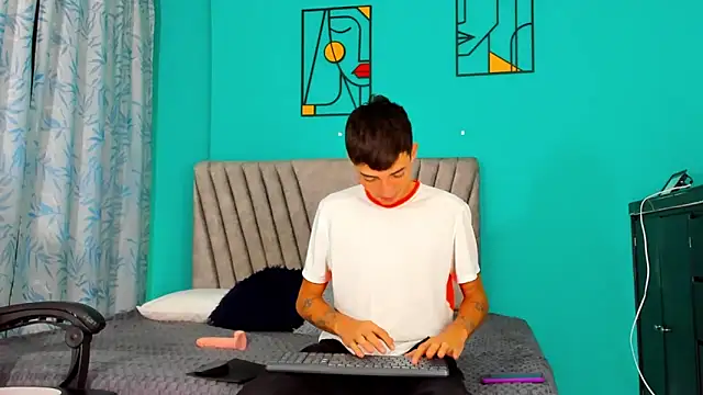 Maikol Ortiz online show from March 2026 12:32:01 PM