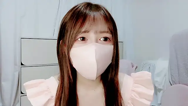 Snapshot of Hanachan_Gcup_ chatting on September 2025 04:24:01 AM Hanachan Gcup online show from September 2025 04:24:01 AM