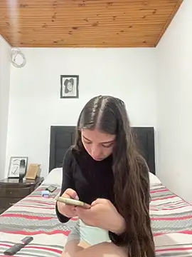 Snapshot of coupledesire18 chatting on November 2025 05:55:02 PM coupledesire18 online show from November 2025 05:55:02 PM