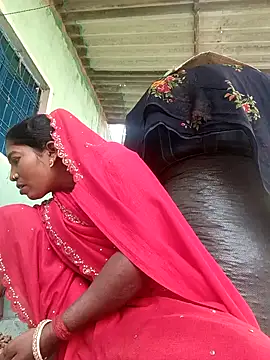 Jivika Jaiswal online show from October 2025 02:04:01 AM