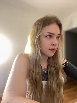 Snapshot of elliss_ chatting on September 2025 05:51:02 AM elliss  online show from September 2025 05:51:02 AM