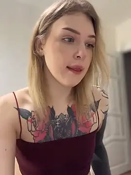 Snapshot of elliss_ chatting on October 2025 08:01:01 AM elliss  online show from October 2025 08:01:01 AM