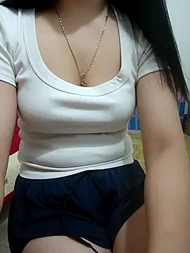 Lolimiu online show from October 2025 12:00:01 AM