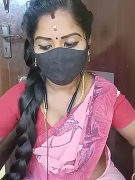Snapshot of tamilammukuttyy chatting on July 2026 05:50:01 PM tamilammukuttyy online show from July 2026 05:50:01 PM