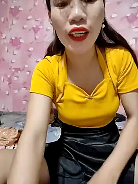 Snapshot of Tin_tanny chatting on October 2025 01:59:02 AM Tin tanny online show from October 2025 01:59:02 AM