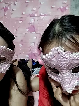 Snapshot of Tin_tanny chatting on October 2025 01:22:01 PM Tin tanny online show from October 2025 01:22:01 PM