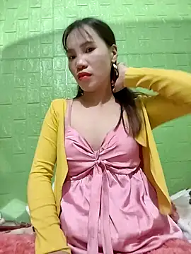 Snapshot of Tin_tanny chatting on November 2025 06:34:01 PM Tin tanny online show from November 2025 06:34:01 PM