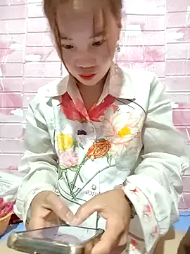 Tin tanny online show from February 2026 10:19:01 PM