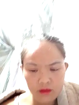 xinhxinhcute online show from October 2025 01:39:02 PM