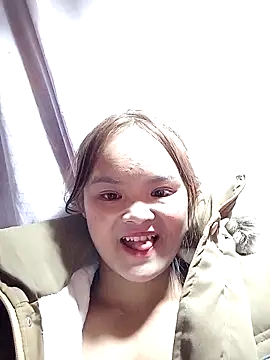 xinhxinhcute online show from December 2025 12:03:02 PM