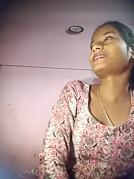 Snapshot of Hot_Mayra_ chatting on November 2025 04:55:01 AM Hot Mayra online show from November 2025 04:55:01 AM