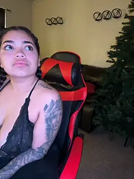 Scarlettx7 online show from November 2025 05:13:02 PM