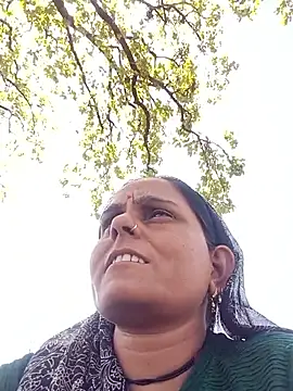 Snapshot of Hot_rachnasexy chatting on May 2026 05:15:01 AM Hot rachnasexy online show from May 2026 05:15:01 AM