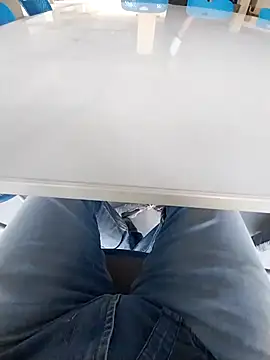 Snapshot of bisexdon chatting on September 2025 10:37:01 AM bisexdon online show from September 2025 10:37:01 AM