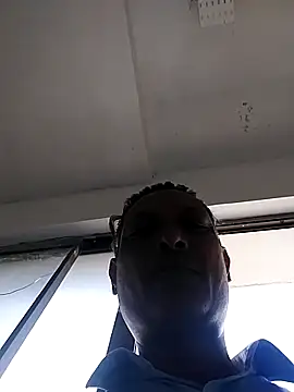 Snapshot of bisexdon chatting on October 2025 06:00:02 AM bisexdon online show from October 2025 06:00:02 AM