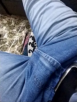 Snapshot of bisexdon chatting on October 2025 03:20:01 PM bisexdon online show from October 2025 03:20:01 PM