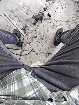 Snapshot of bisexdon chatting on October 2025 10:15:01 AM bisexdon online show from October 2025 10:15:01 AM