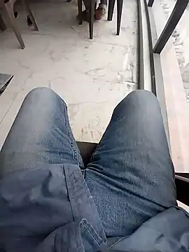 Snapshot of bisexdon chatting on October 2025 07:53:01 AM bisexdon online show from October 2025 07:53:01 AM