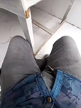 Snapshot of bisexdon chatting on October 2025 10:37:01 AM bisexdon online show from October 2025 10:37:01 AM