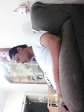 Snapshot of bisexdon chatting on October 2025 06:25:01 AM bisexdon online show from October 2025 06:25:01 AM