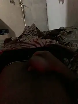 hmleonardo online show from February 2026 12:00:01 PM