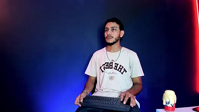 Boss Domiinator online show from April 2026 11:48:02 AM