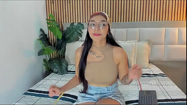 Roseaurora online show from February 2026 12:56:02 PM