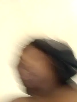 CREAMYASSNAEE online show from October 2025 01:31:02 PM