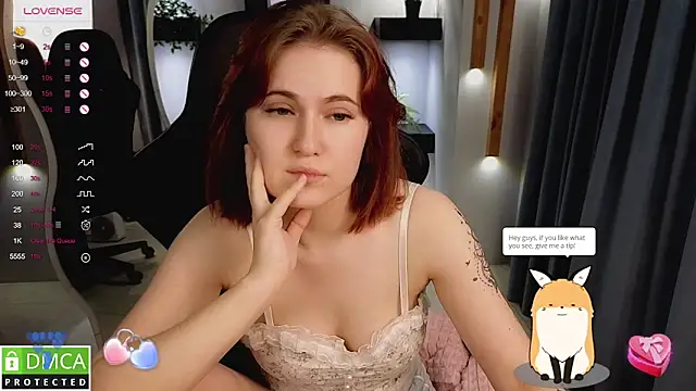 Roxy foxi online show from October 2025 02:00:01 AM