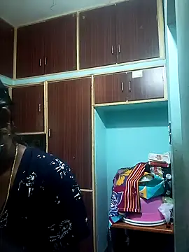 Snapshot of Mee_harini-telugupilla chatting on September 2025 03:19:01 AM Mee harini-telugupilla online show from September 2025 03:19:01 AM