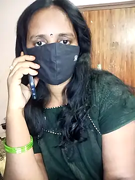 Snapshot of Mee_harini-telugupilla chatting on October 2025 02:42:02 AM Mee harini-telugupilla online show from October 2025 02:42:02 AM