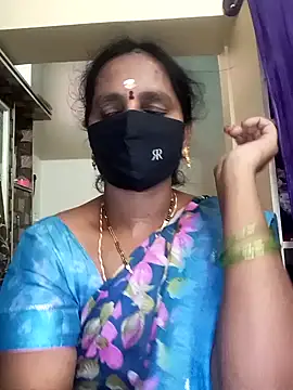 Snapshot of Mee_harini-telugupilla chatting on October 2025 04:27:01 AM Mee harini-telugupilla online show from October 2025 04:27:01 AM