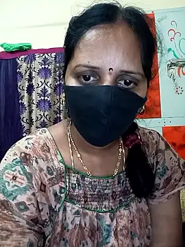 Snapshot of Mee_harini-telugupilla chatting on January 2026 02:04:01 AM Mee harini-telugupilla online show from January 2026 02:04:01 AM