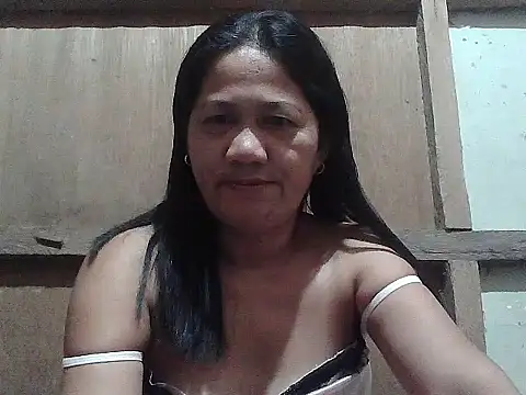 Snapshot of hotmama_063 chatting on April 2026 09:37:02 PM hotmama 063 online show from April 2026 09:37:02 PM