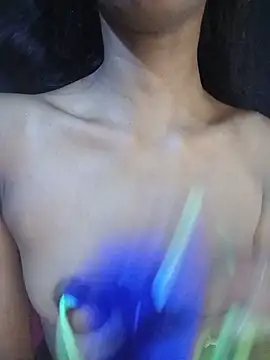 BunnyBloom25 online show from June 2026 11:36:01 AM