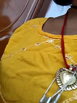 LUCKY cut online show from April 2026 02:42:01 AM