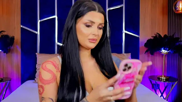 KylieKroftt online show from November 2025 10:54:02 PM