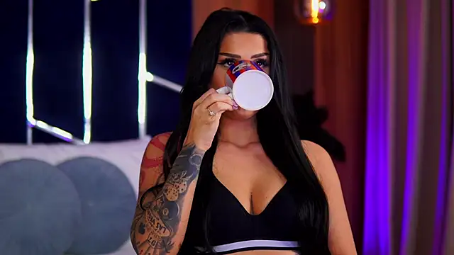 KylieKroftt online show from February 2026 09:07:01 PM