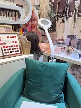 Snapshot of Xinlan-Asia chatting on September 2025 07:46:02 AM Xinlan-Asia online show from September 2025 07:46:02 AM